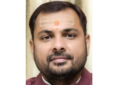 A mla misbehaved with security gurad on main gate of Lokbhawan.
