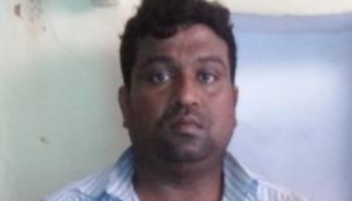 Mother try kill her son with lover in varanasi
