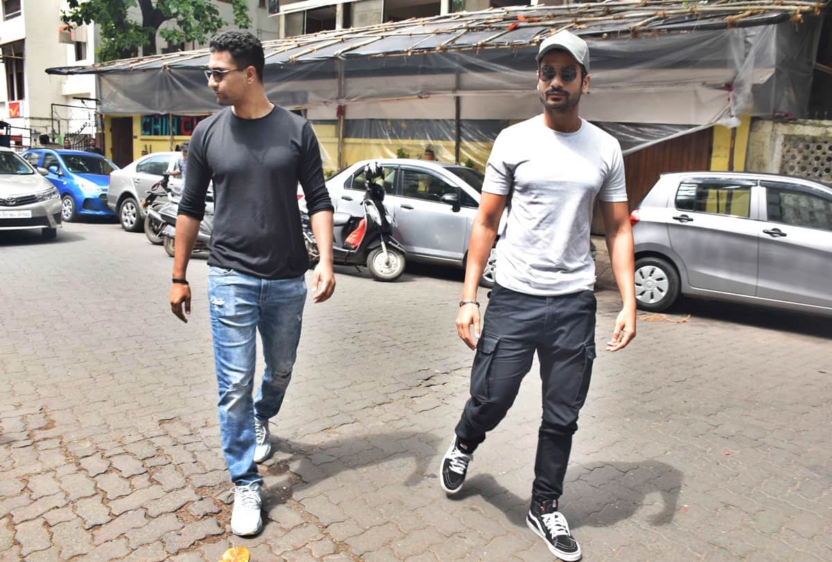 Vicky Kaushal shared childhood picture with brother Sunny Kaushal viral on social media