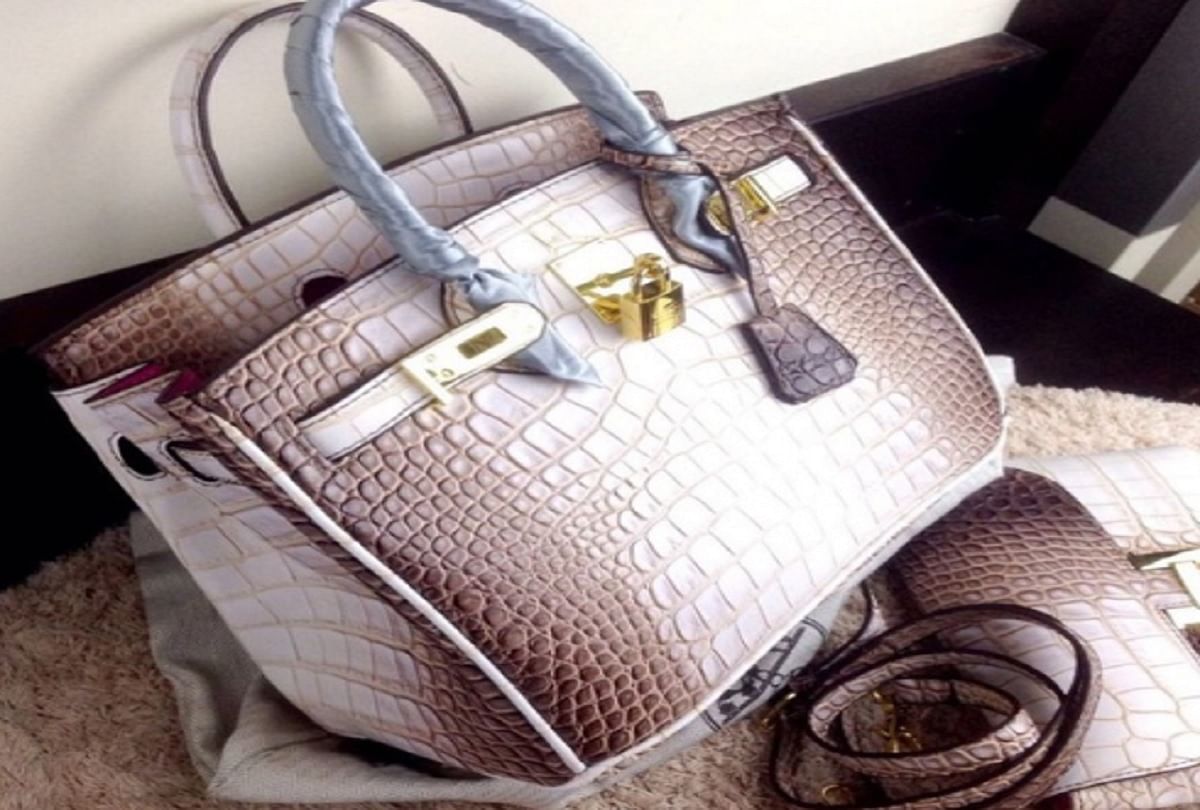 Nita Ambani's Hermès Birkin handbag features 18K gold and diamond details |  Vogue India