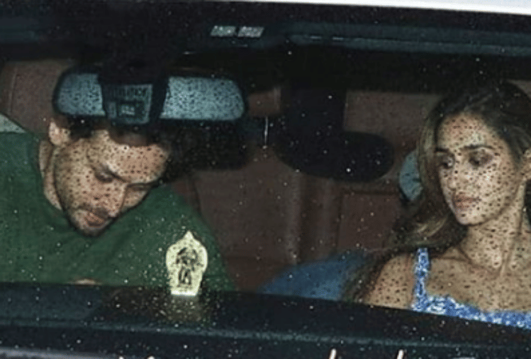 disha patani and tiger shroff spotted together at dinner date