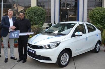 to combat air pollution, environment ministry to use mahindra e verito electric cars for Officials