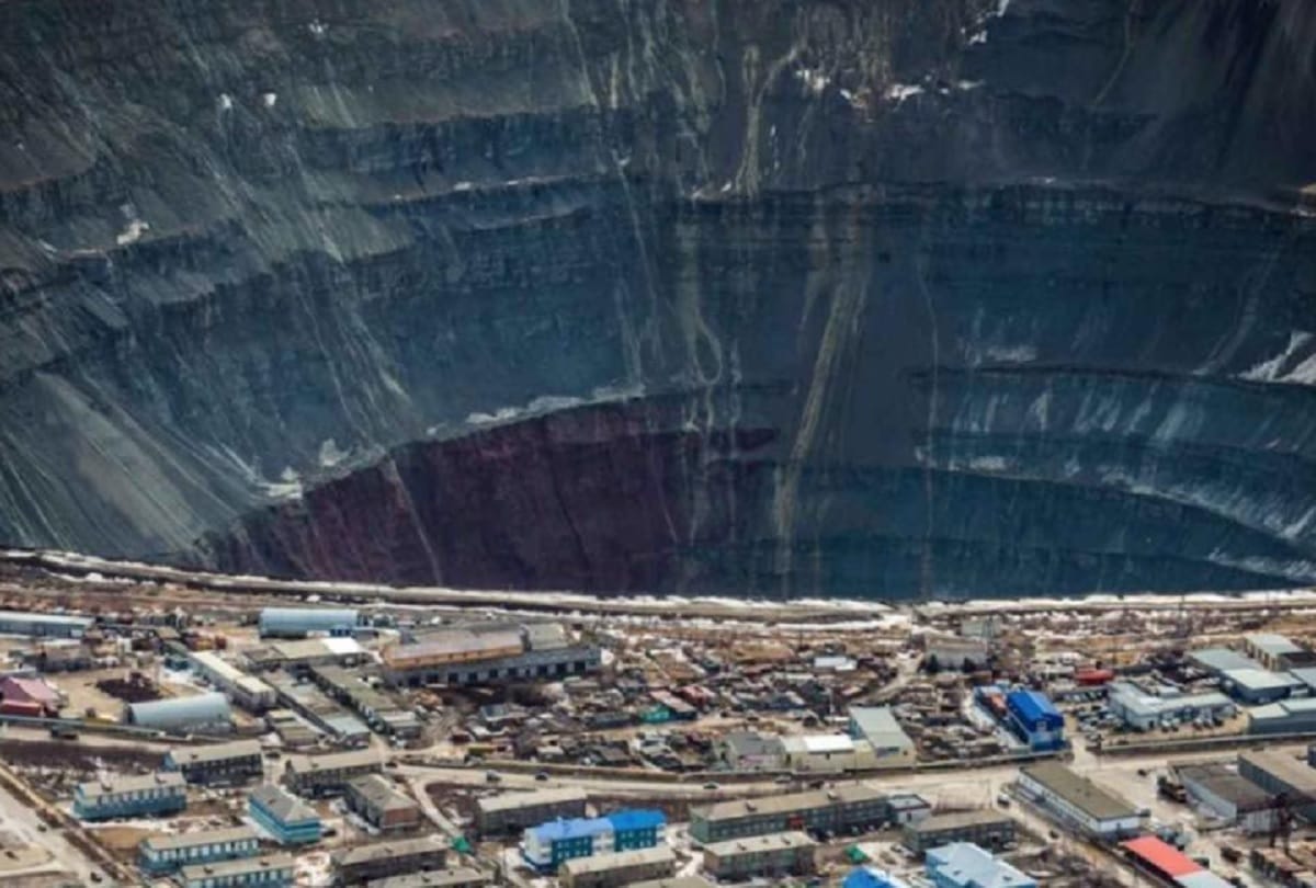 Russian Diamond Mine is one of the biggest human made holes on the planet