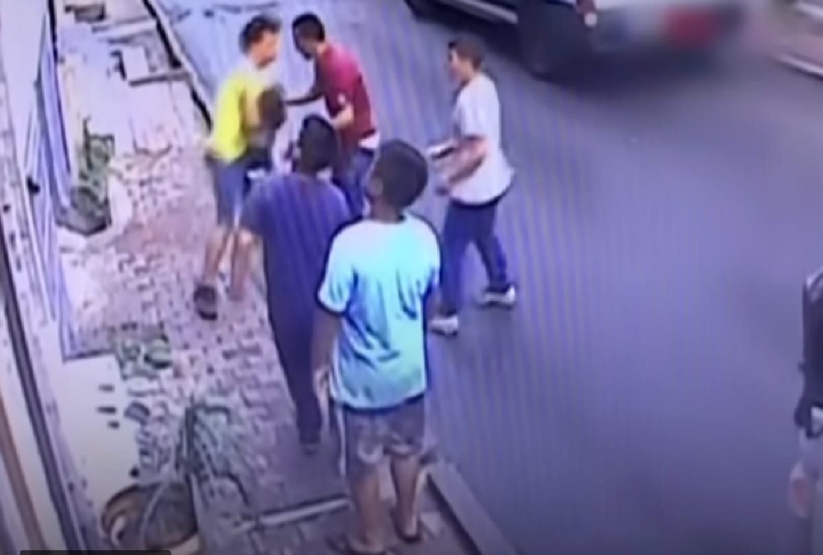 two year old girl fall from 2nd floor video viral
