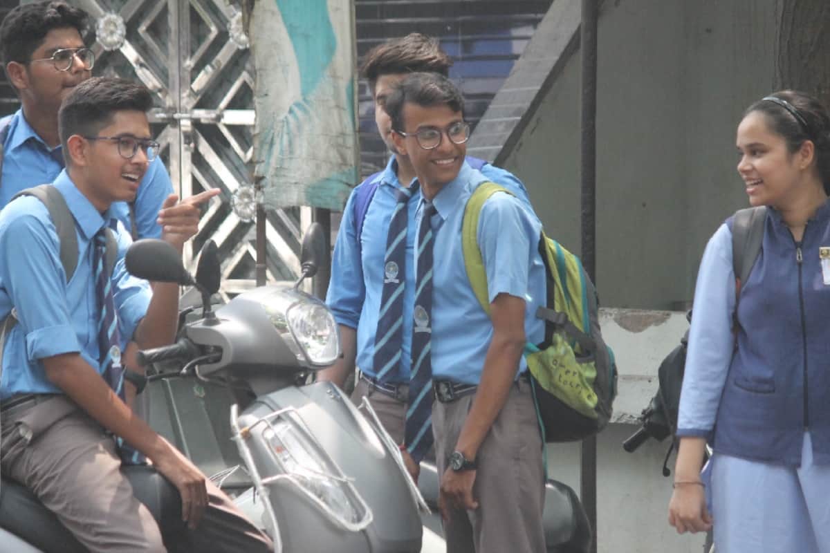 Meerut Students had fun a lot on the first day in school after summer vacation