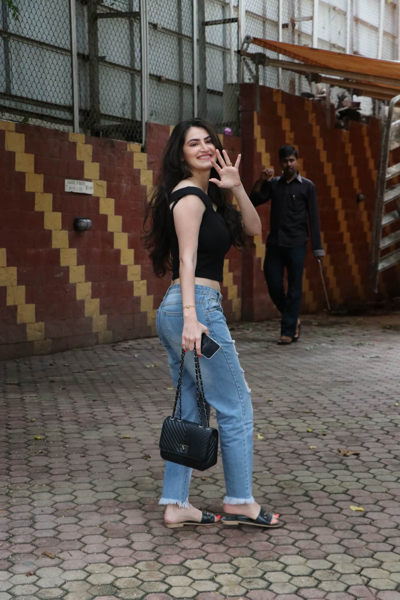 Kangana Ranaut to Sooraj Pancholi these bollywood celebrities spotted in mumbai