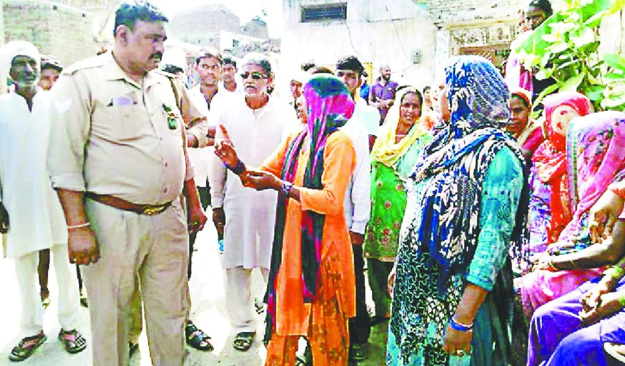 ikroda's women caught illegal liquor
