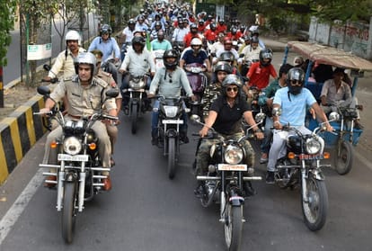 Aparajita 100 million Smiles Helmet Awareness Bike Rally in aligarh