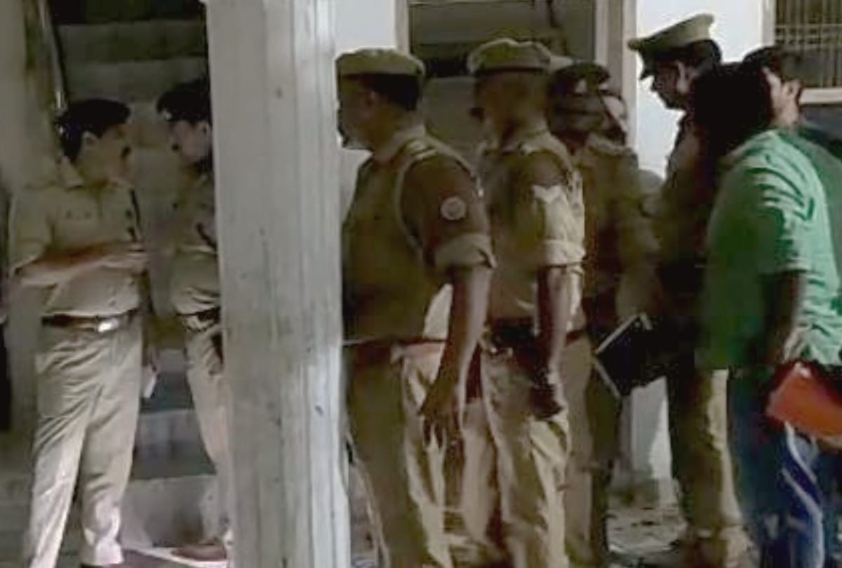 bullet fired head shot to a women in lucknow son ran police caught