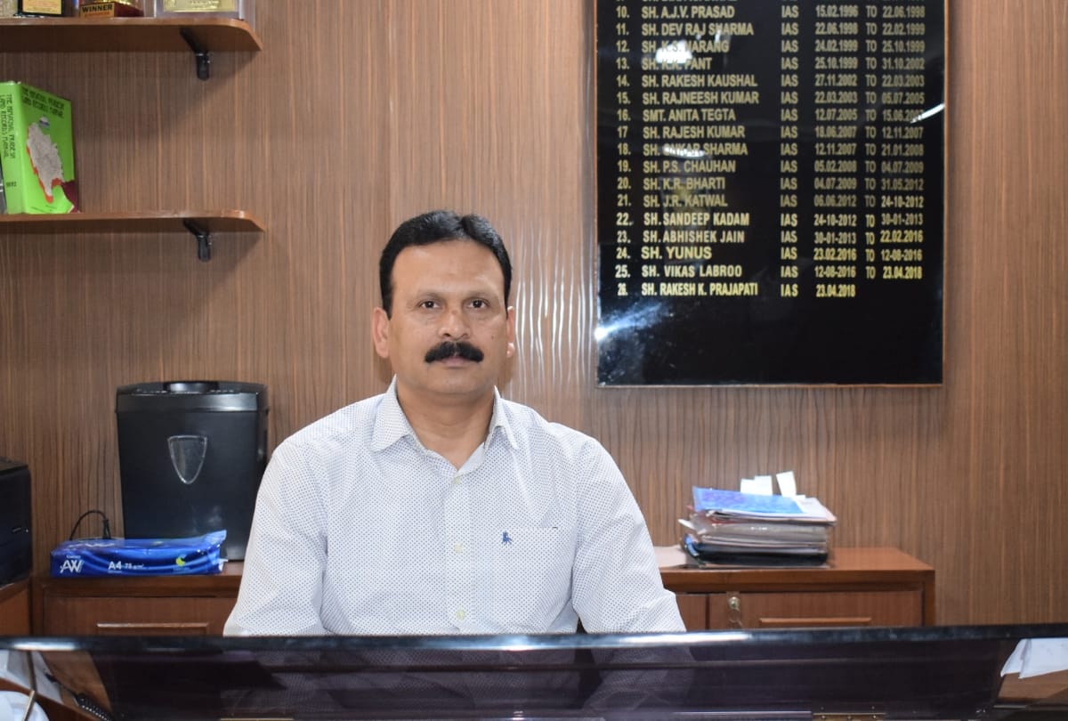 HRTC MD Sandeep Kumar orders probe of all dhabas registred with HRTC