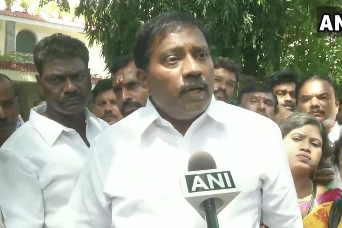 Suspended Congress leader Thiagarajan alleged Gopanna of selling press meet pases of Rahul gandhi