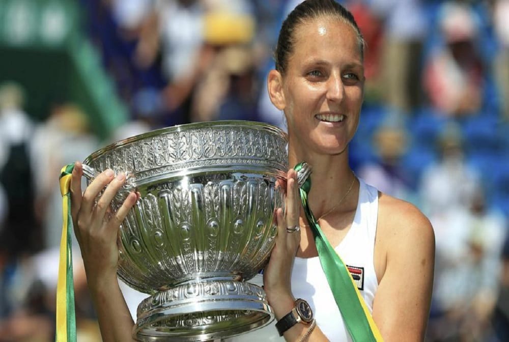 Karolina Pliskova dominates Angelique Kerber to take Eastbourne title