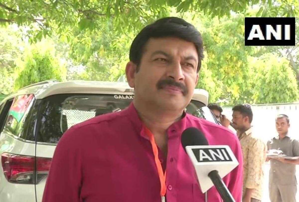bhojpuri actor bjp mp manoj tiwari blessed With a baby girl