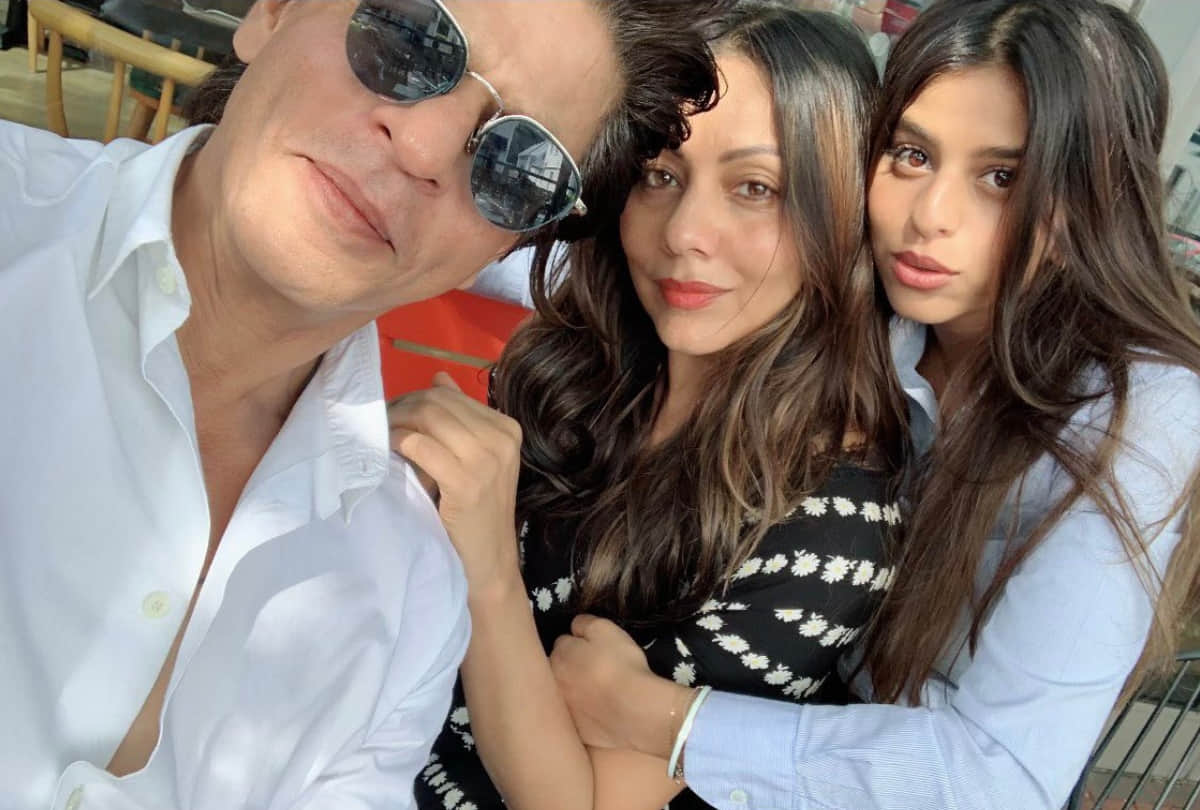 ShahRukh Khan daughter Suhana Khan graduates bollywood celebs congrats her