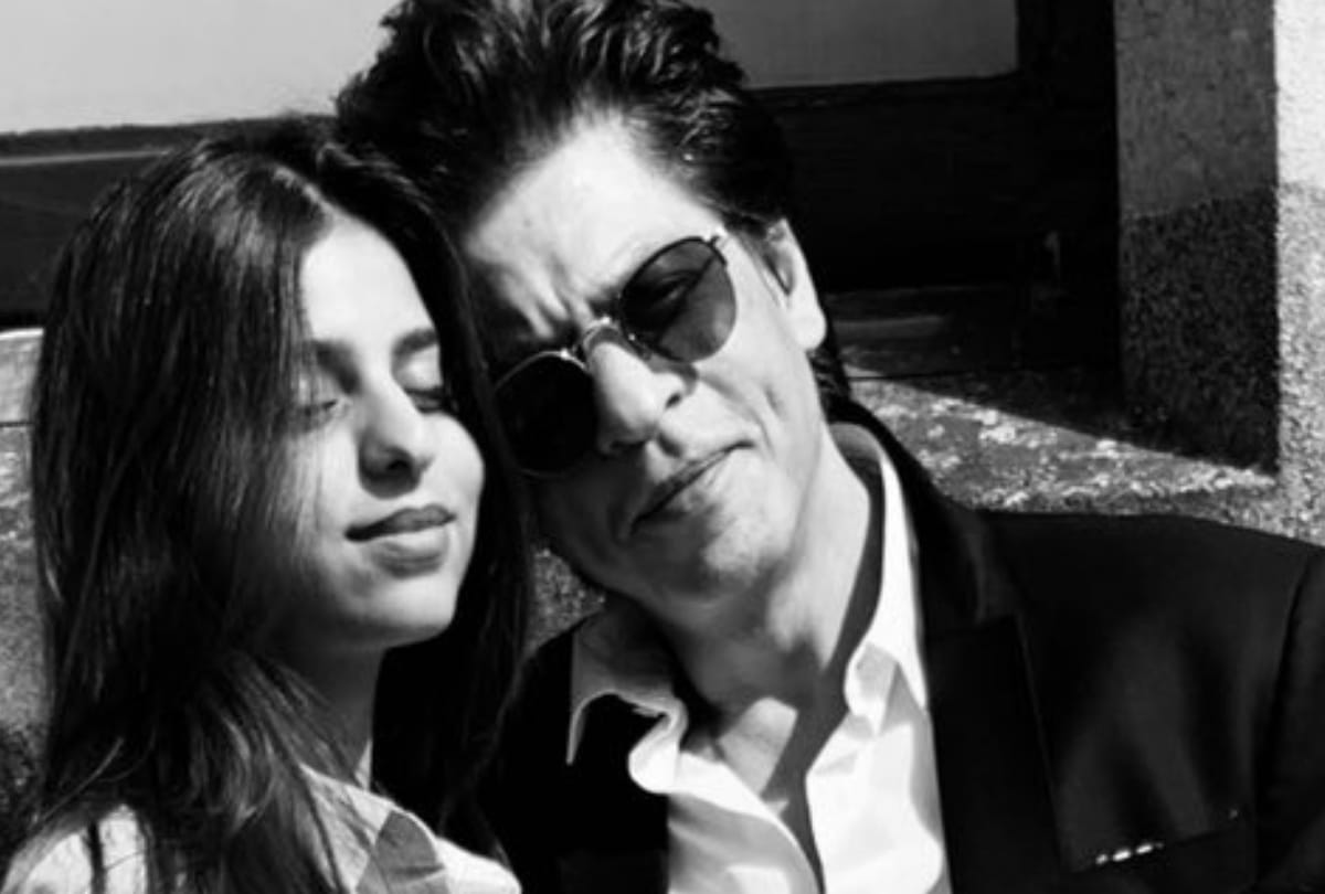 shah rukh khan reveals he bought gift for suhana khan boyfriend