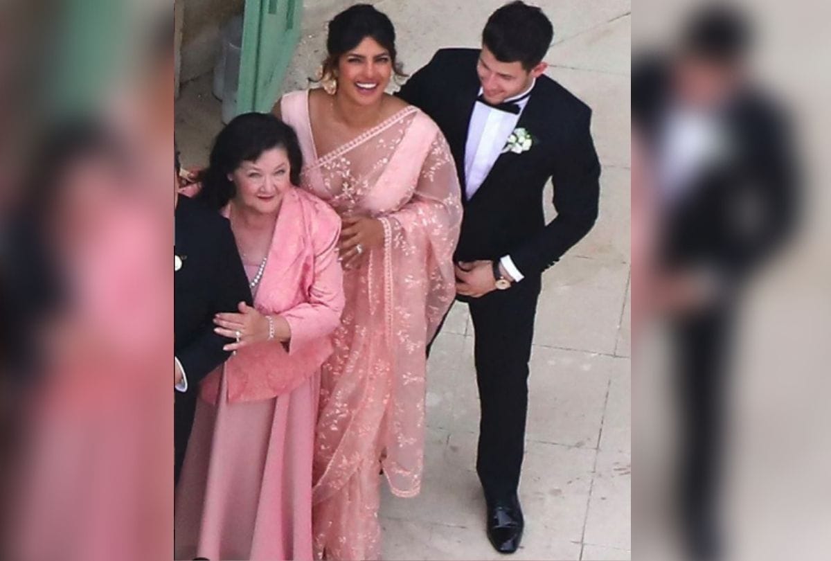 priyanka nick jonas wedding anniversary couple goals