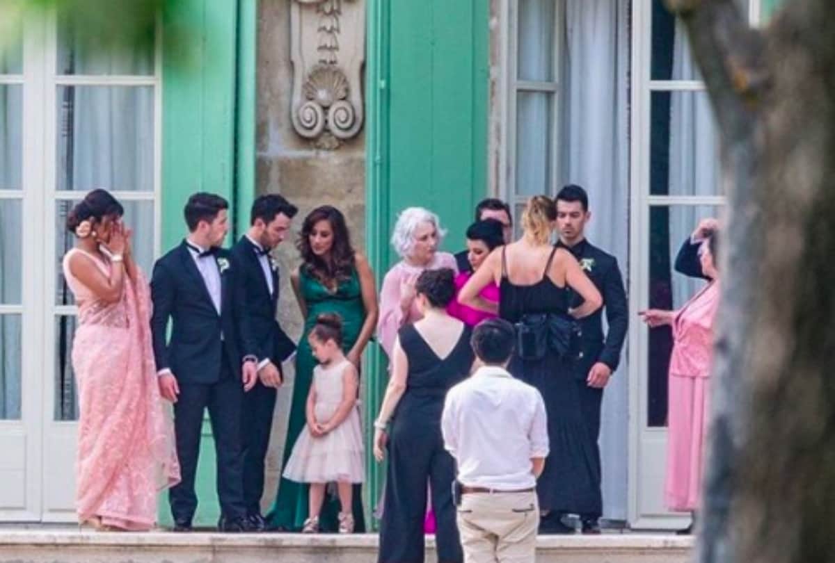 Priyanka Chopra and Nick Jones shared throwback photo on 4th July