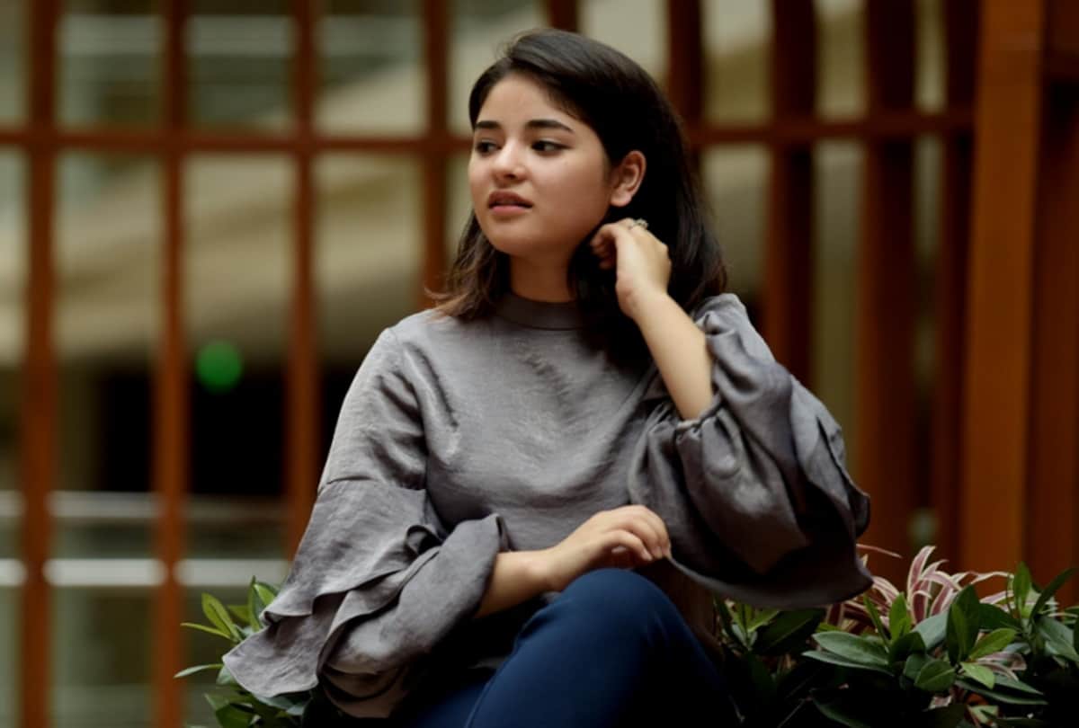 Zaira Wasim birthday special she left bollywood on the name of Islam