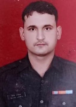 the army person dead in road accident