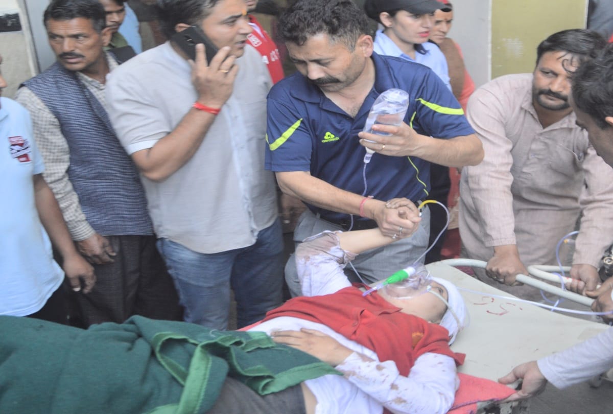 blood group of other sent instead of injured girl in bus accident in shimla