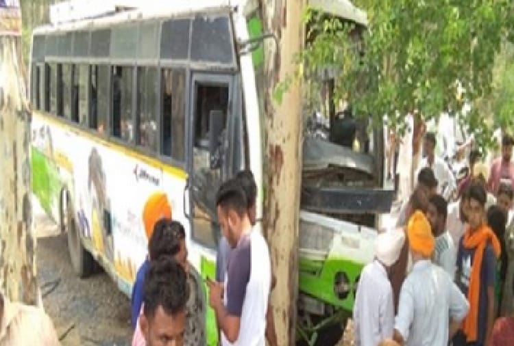 A Man Died And 10 Injured While Roadways Bus Collide With Tree In Patiala