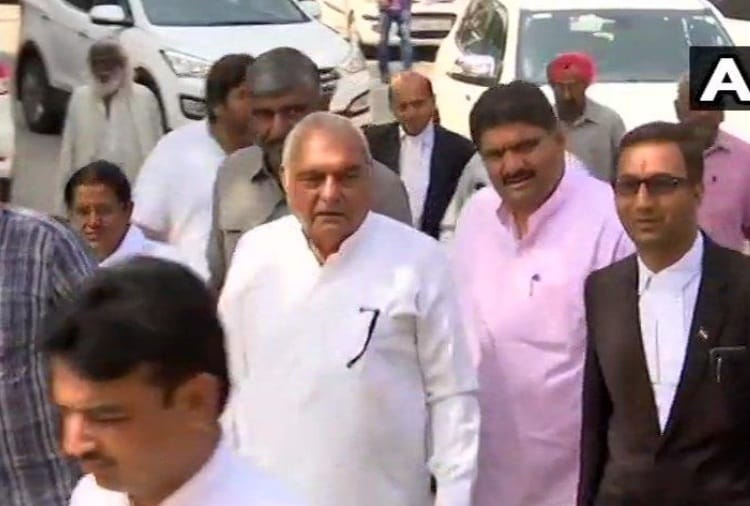 Bhupinder Singh Hooda appeared before CBI Special Court in Panchkula in Manesar land scam case