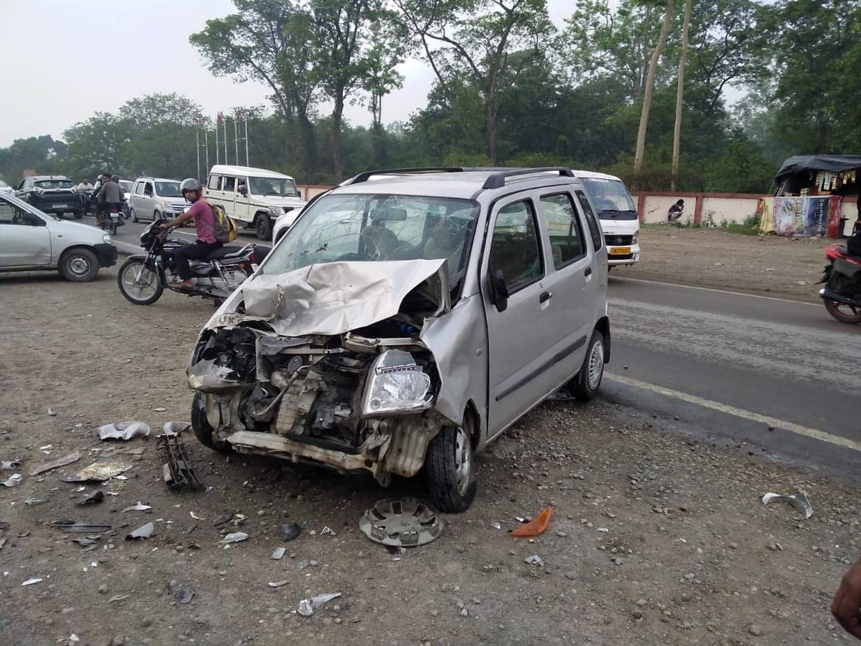 speedy scorpio hit wagon r car in dehradun