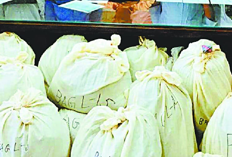 drugs smuggling worth rs 2700 crore from pakistan case exposed due to pressure on custom department