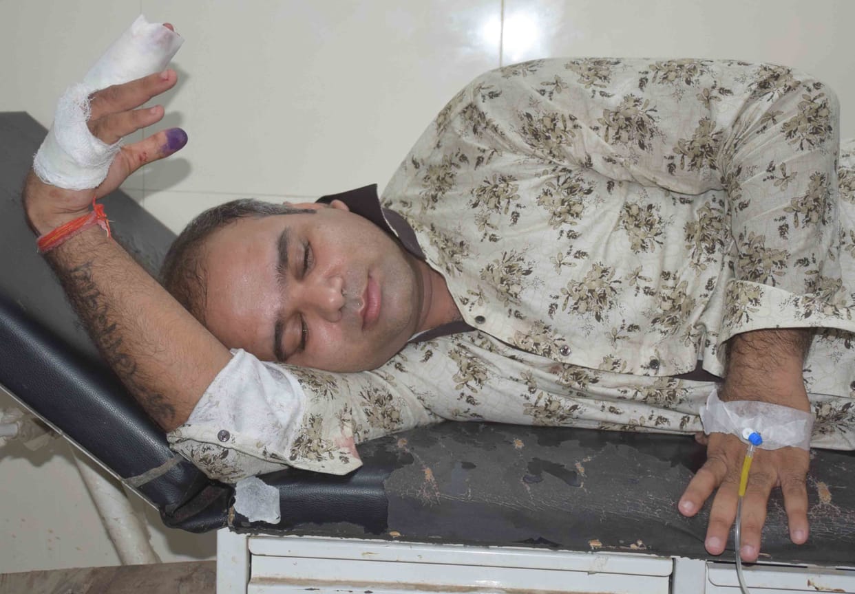 Goons shooted man at Daraganj.