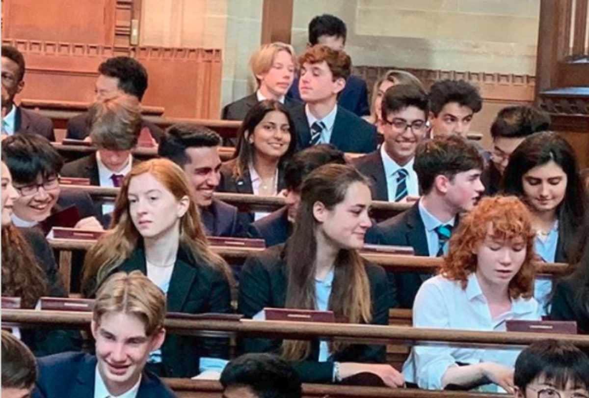 juhi chawla daughter janhvi mehta complete her schooling look at the photos