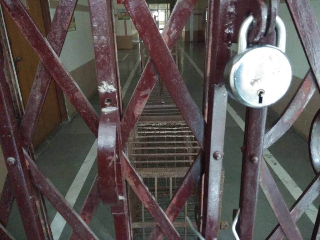 Leopard  stuck in medical college from two days in uttarakhand