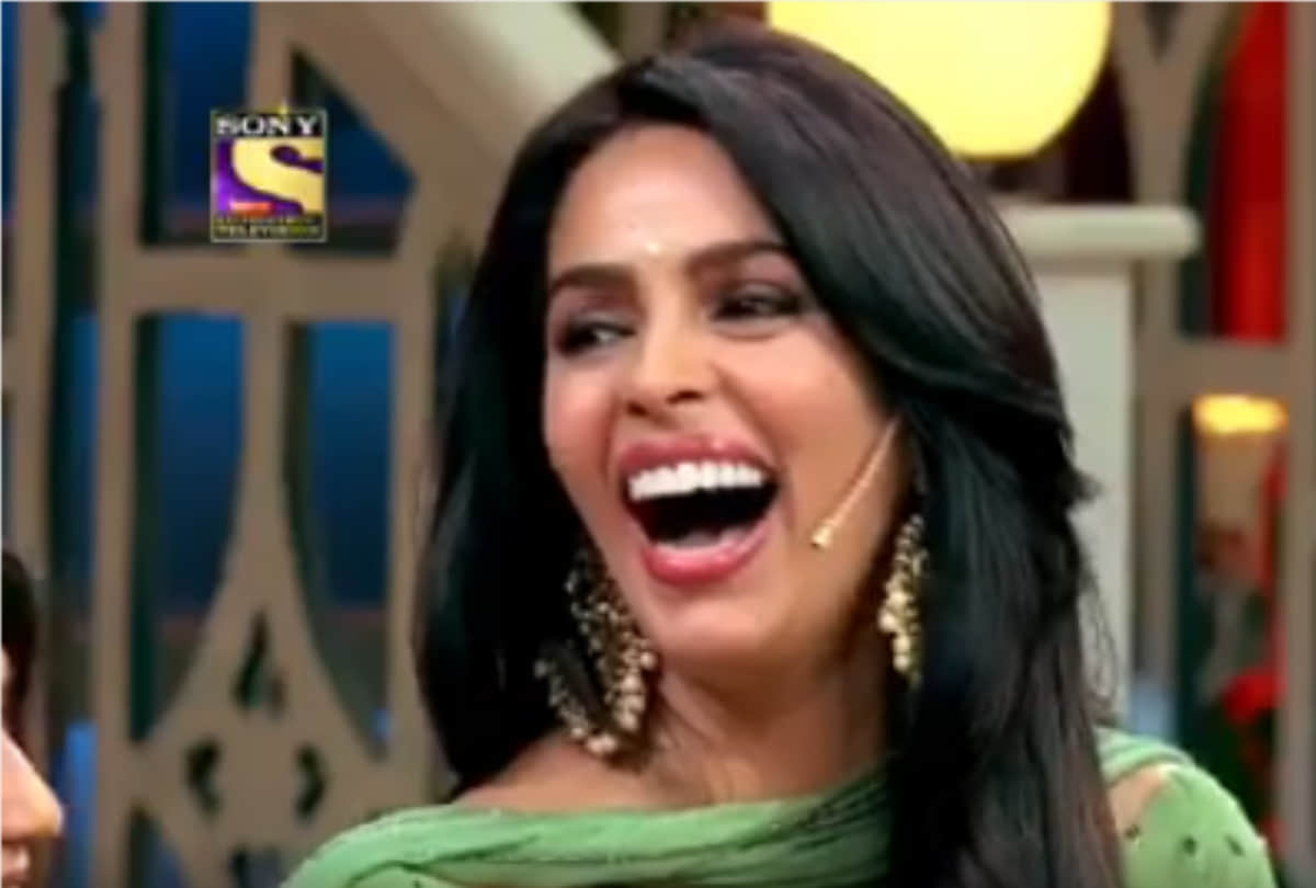 director was asked mallika sherawat to fry eggs on her belly the kapil sharma show