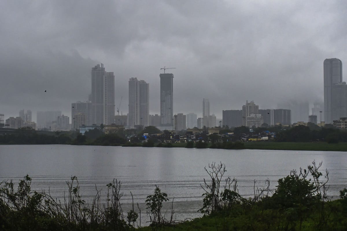 mumbai rain: heavy rain and gusty wind likely to occur in the four areas including Mumbai