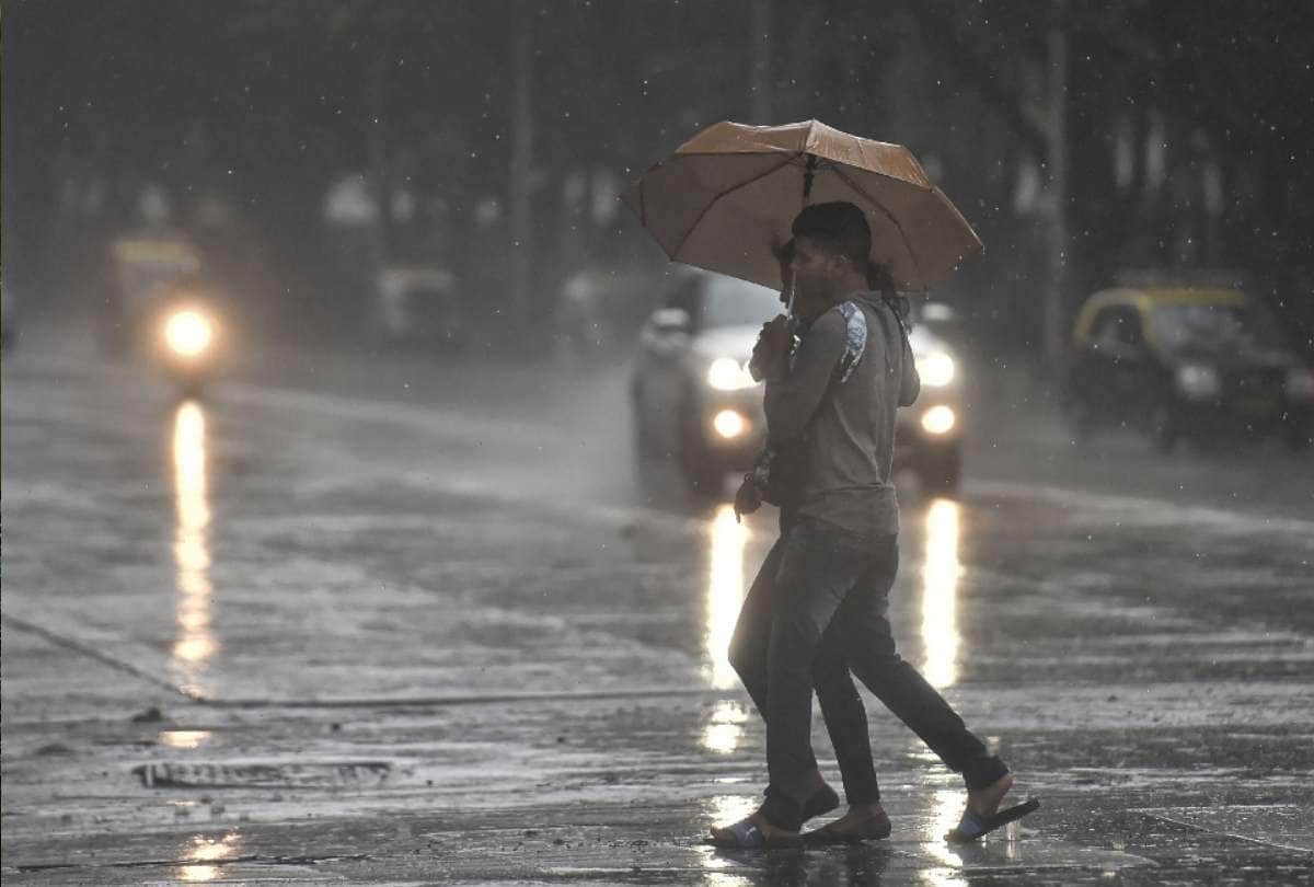 delhi imd issue orange alert friday next 2 days yellow alert light rain likely, meaning of alerts