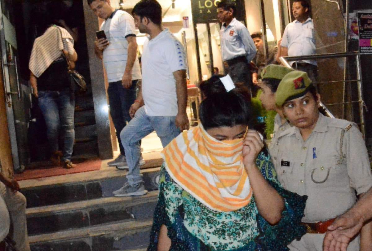 High Profile brothel racket Exposed in noida