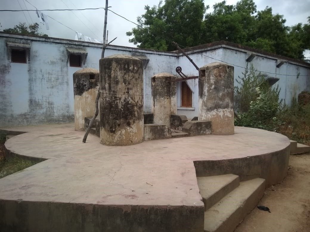 To say village, facilities city like