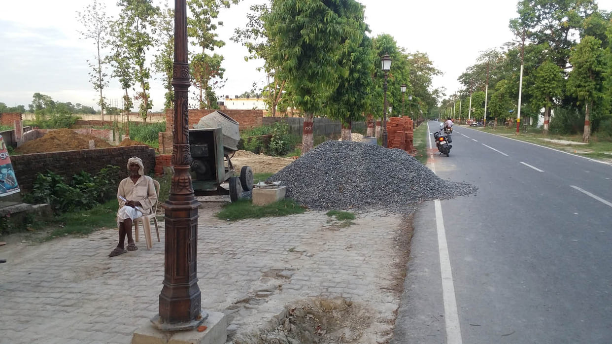 three modern toilet in kushinagar soon