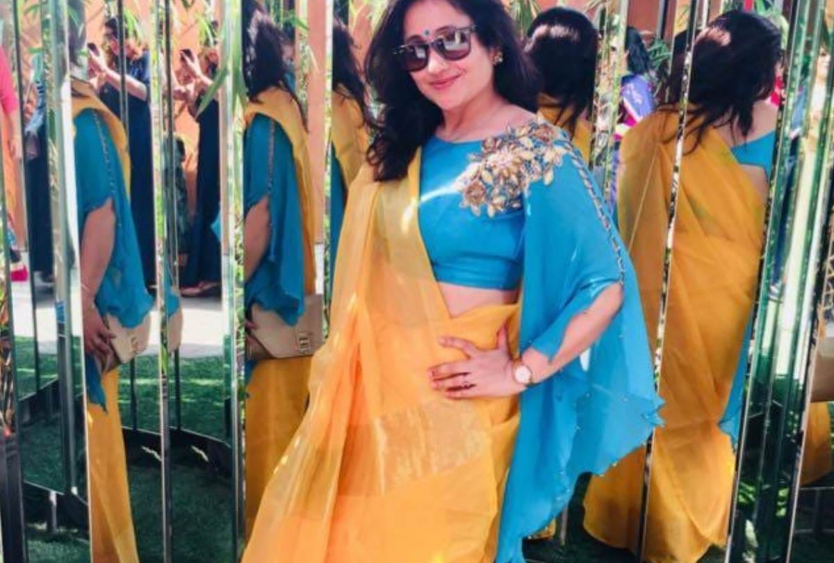 three new look of saree prepared by fashion designer Deepika