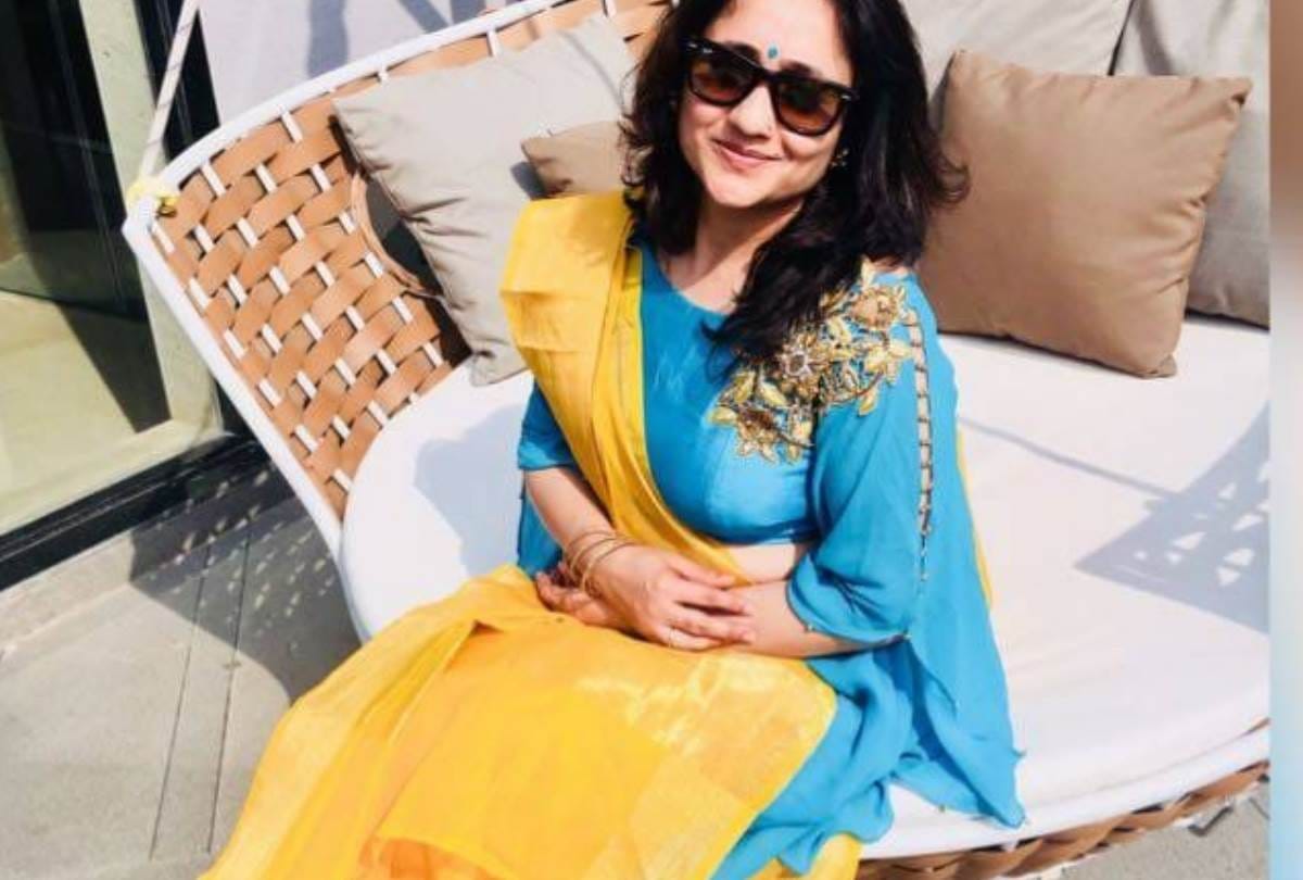 three new look of saree prepared by fashion designer Deepika