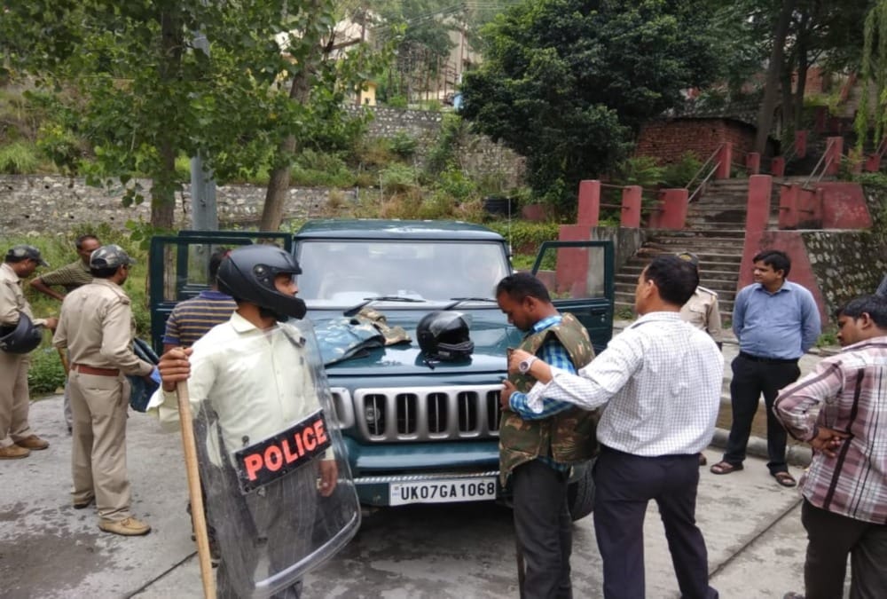 Leopard Rescue done after 50 hours shooter killed after attack in srinagar medical college