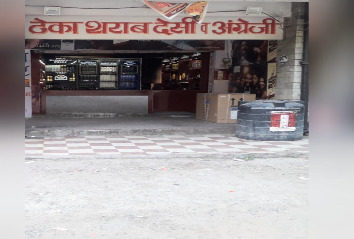 1.13 lakh robbed on Showing pistol in  liquor shop parwanoo solan