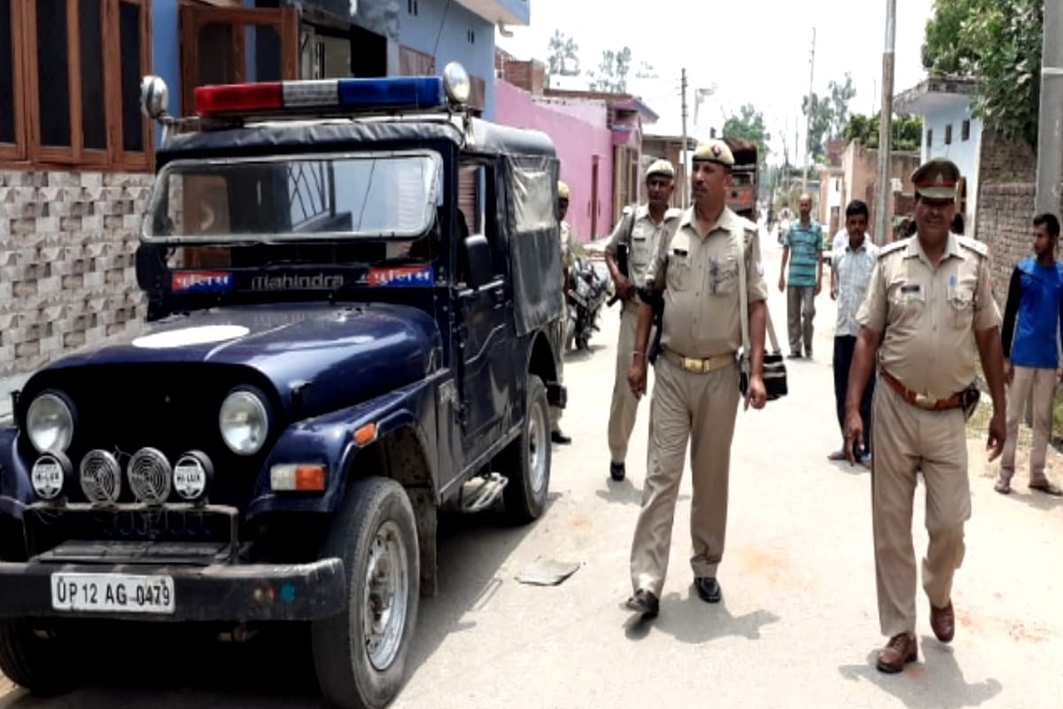 two parties fights over a minor dispute in hastinapur Meerut Police force deployed