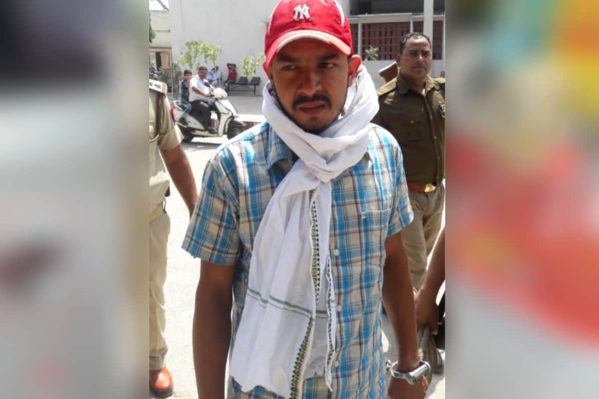 Absconding from police custody in Muzaffarnagar, badmash were following police from cutcherry