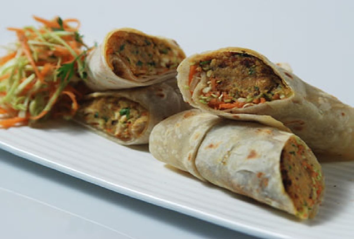 Today’s Kitchen Know Paneer Kathi Roll Recipe in Hindi
