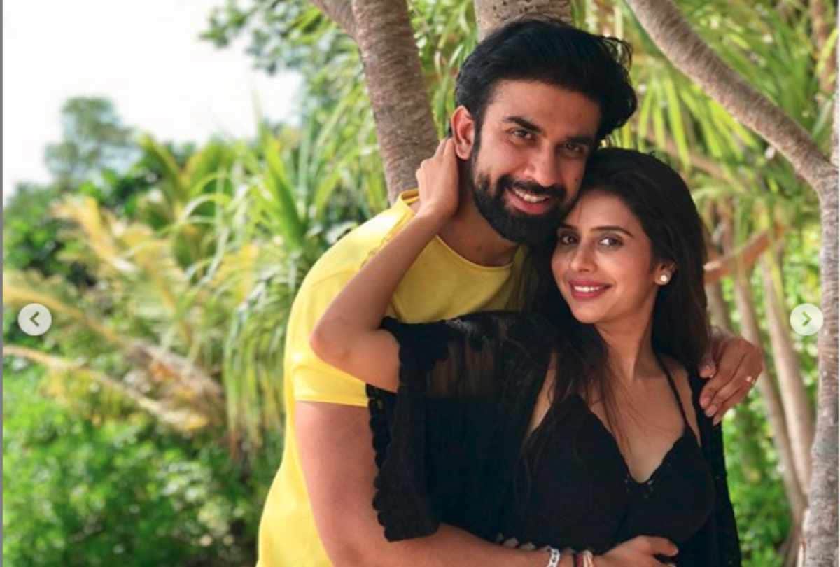 rajeev sen and charu asopa enjoying mini honeymoon in thailand photos viral