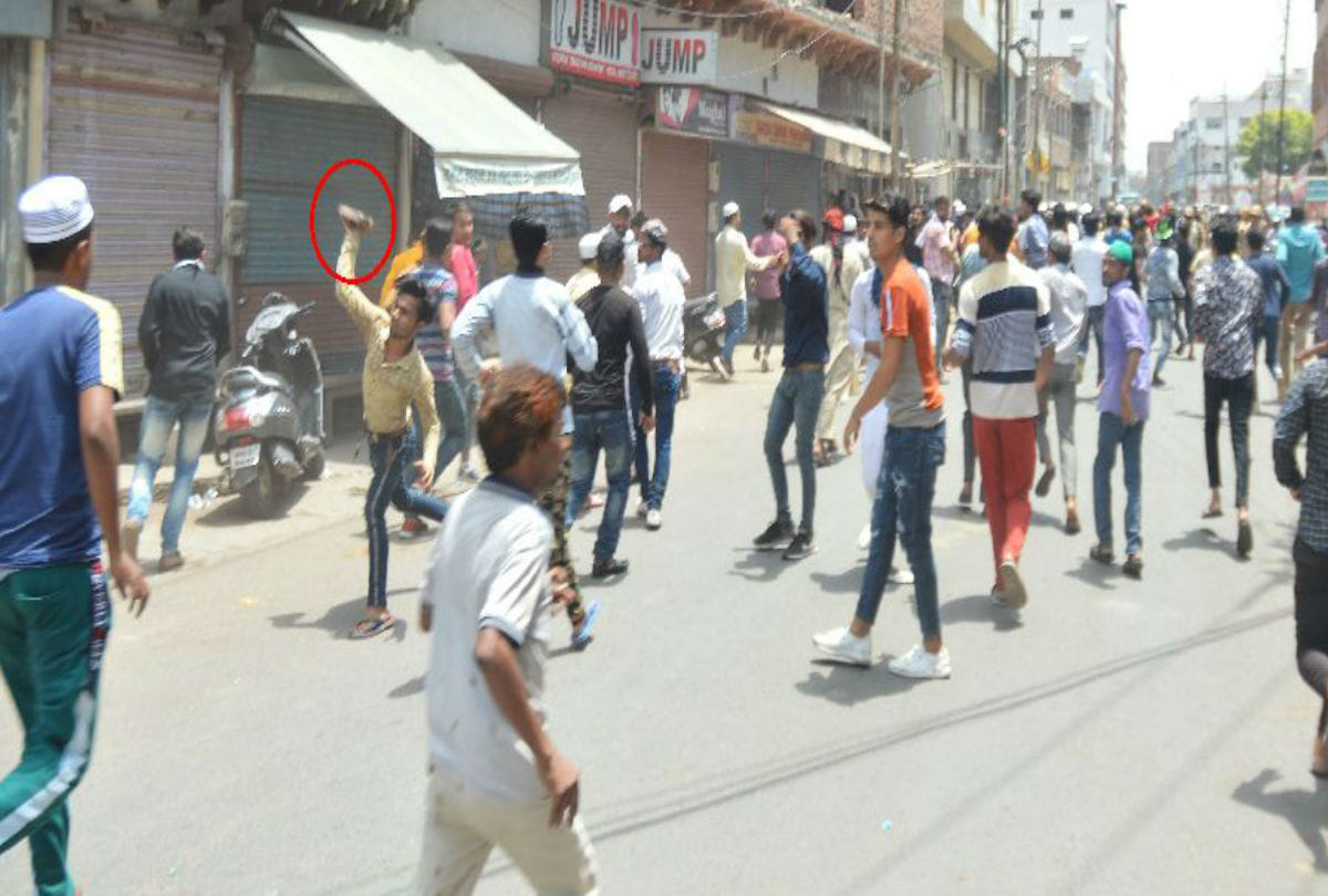 ssp jogendra kumar transferred after communal clash in agra
