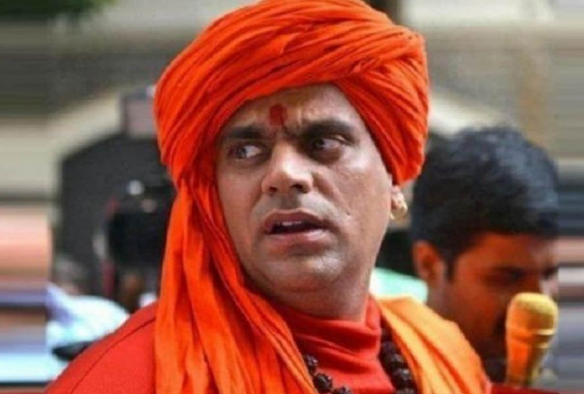 swami chakrapani reaction on zaira wasim quitting bollywood