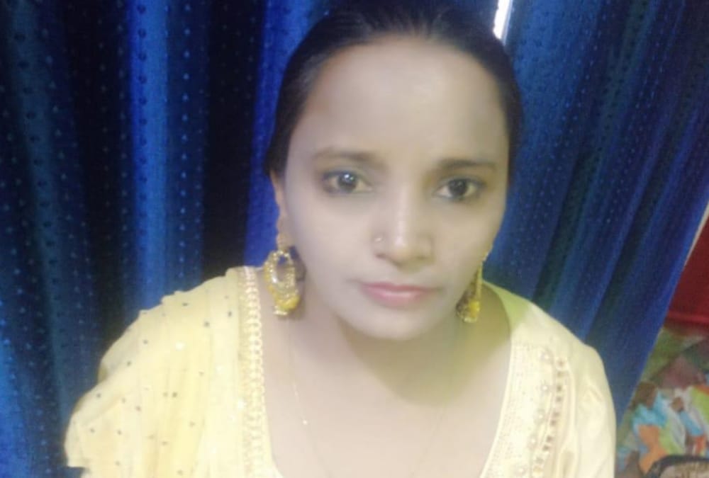A woman murdered in thakurganj in Lucknow.