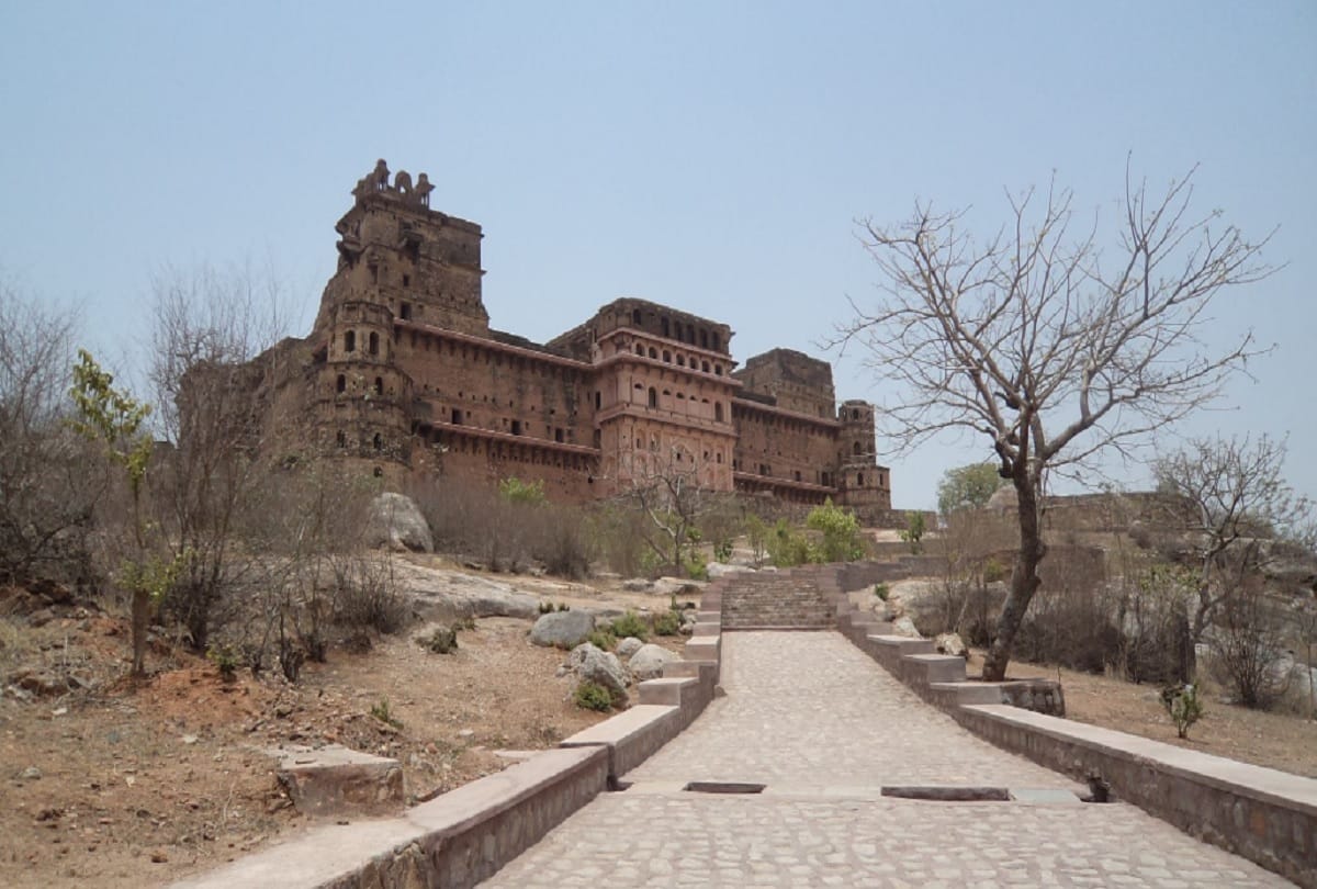 Most mysterious fort in India where suddenly disappeared entire Baraat