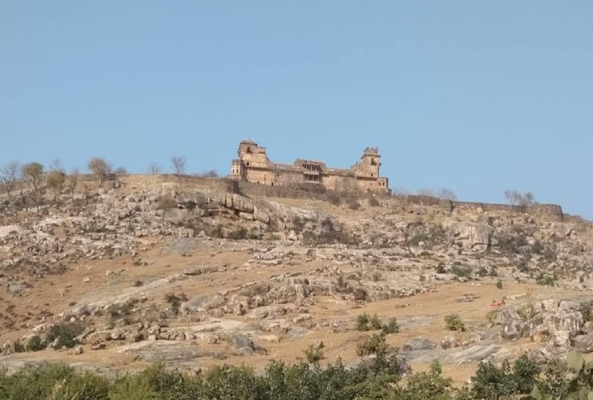 india's most mysterious fort where suddenly disappeared entire baraat